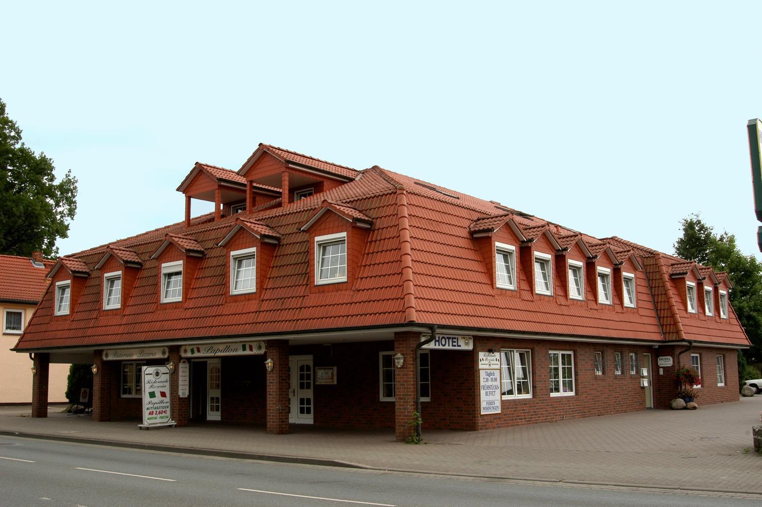 Hotel Heideparadies Soltau Exteriör bild