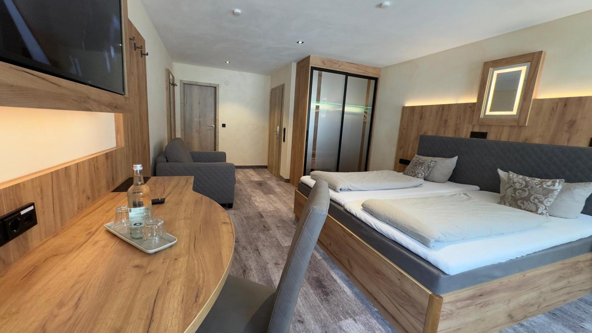 Hotel Heideparadies Soltau Exteriör bild