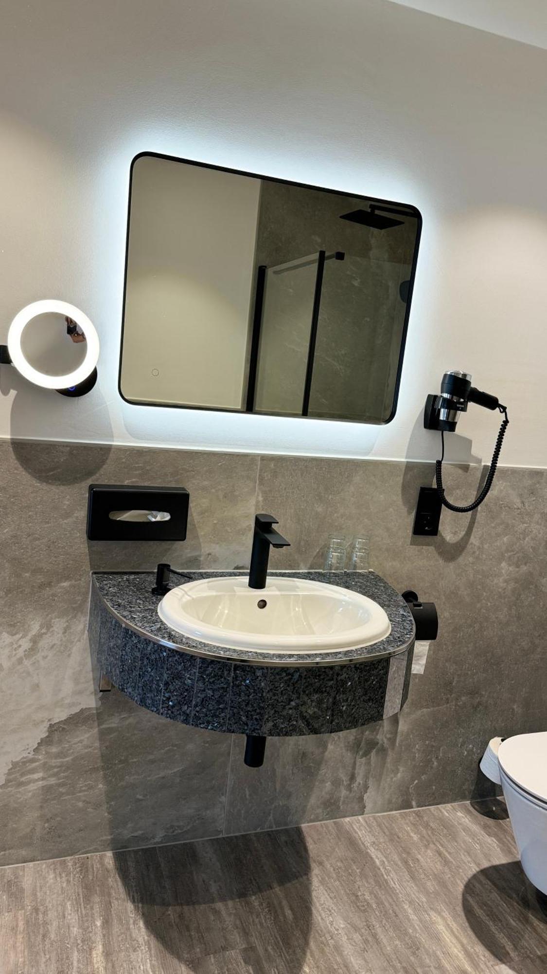Hotel Heideparadies Soltau Exteriör bild